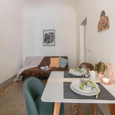 Charming Flat Near Uffizi Hotel apartamentowy