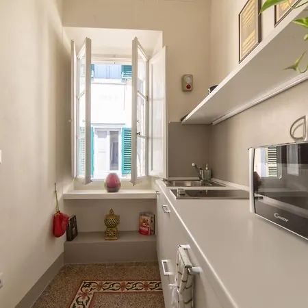 Hotel apartamentowy Charming Flat Near Uffizi