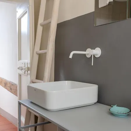 Hotel apartamentowy Charming Flat Near Uffizi